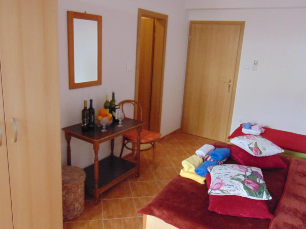 Studios Ravlic Marija